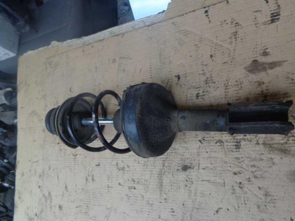 AMORTISSEUR AVANT DROIT/GAUCHE RENAULT - Vue 1